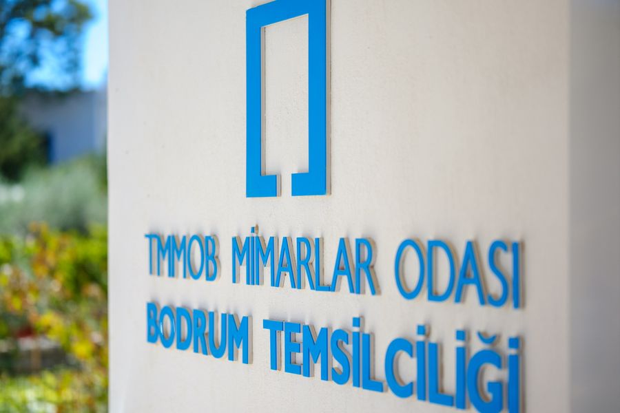 TMMOB Mimarlar Odası Bodrum Temsilciliği tabelası